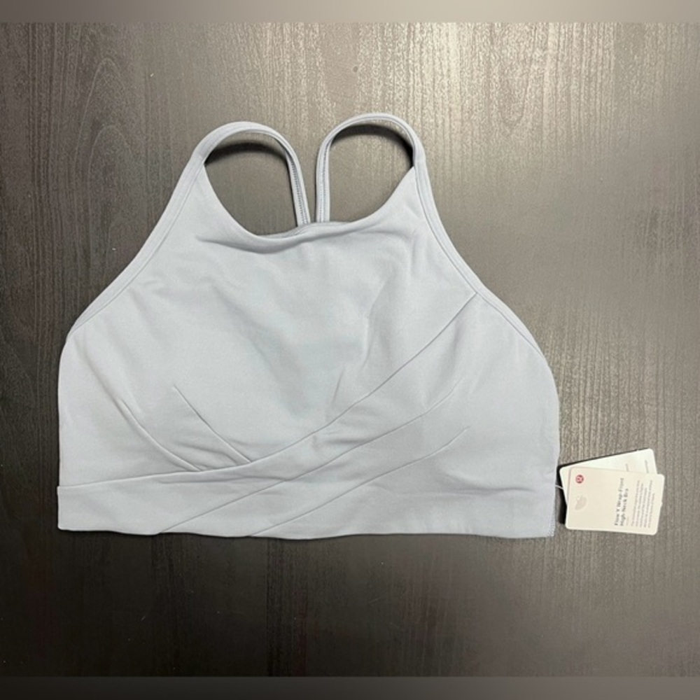 Lululemon NWT Flow Y Wrap-Front High-Neck Bra *Light Support, B/C Cup - Sz 8